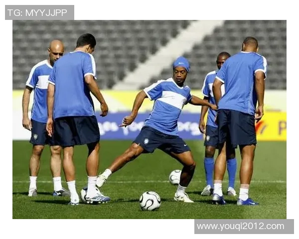 全球体育明星风采：从足球场到赛场的传奇故事与辉煌成就